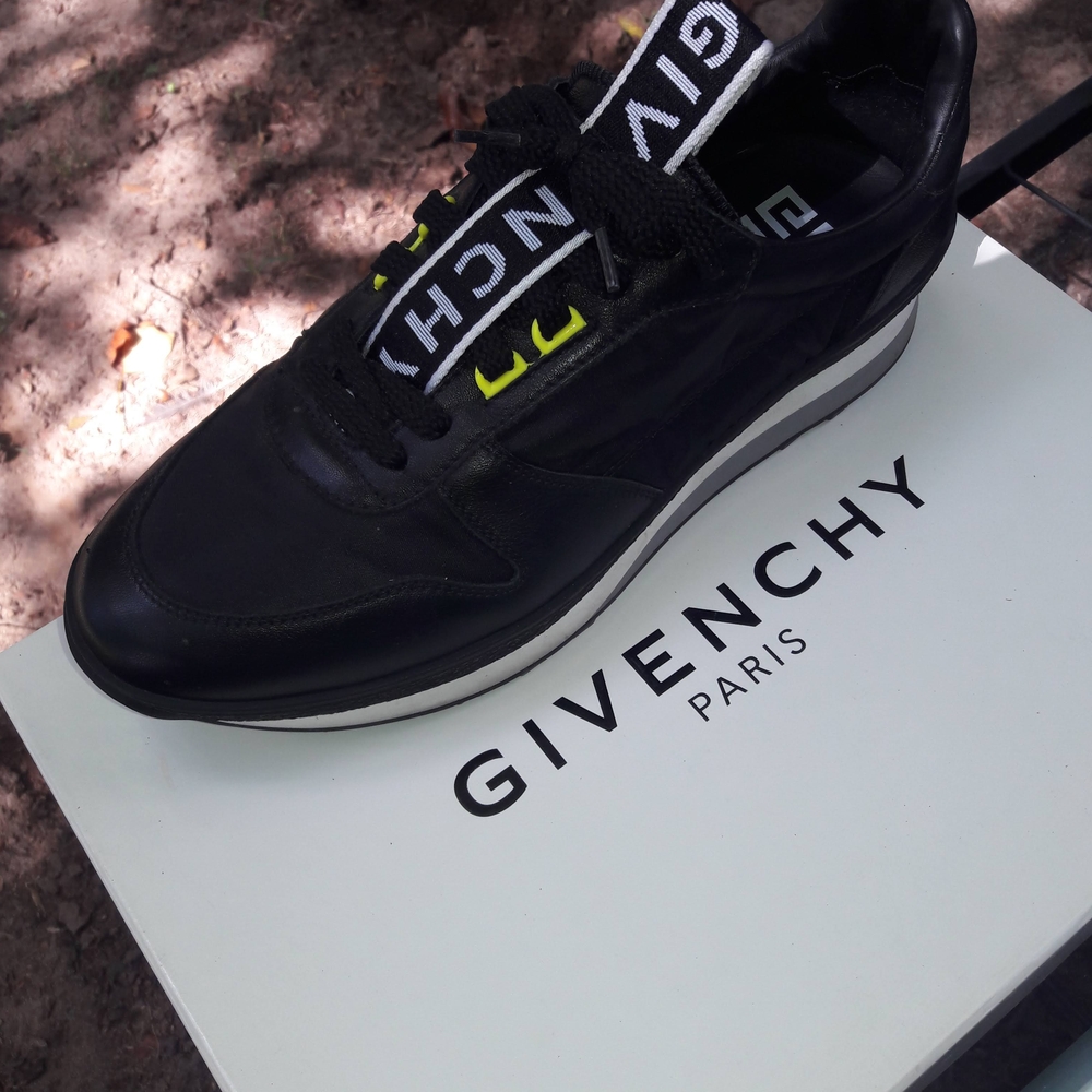 Givenchy Black and White Men's Sneakers